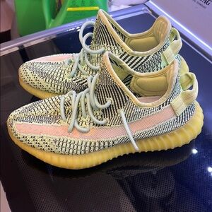 Stylish Multicolor Sneakers